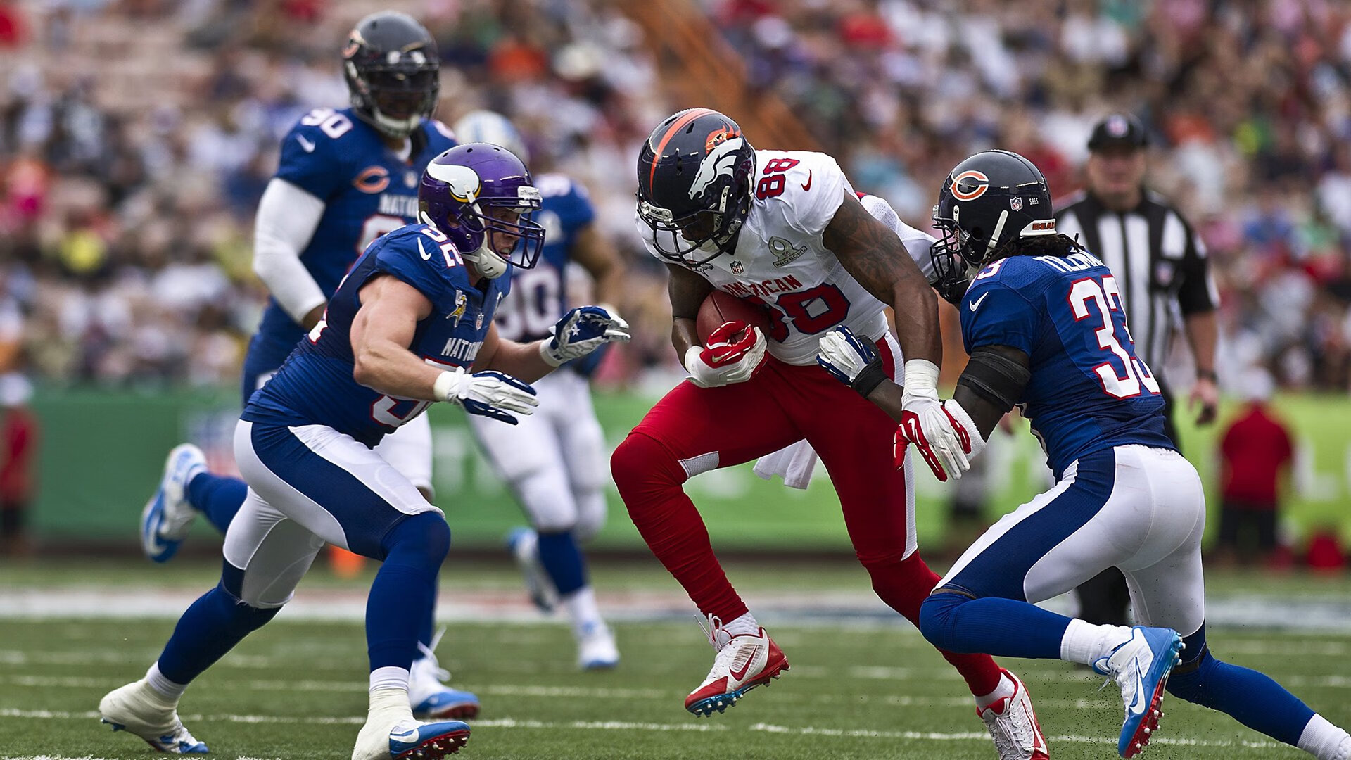 观众互动区加入选手祝福墙提升参与感